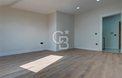 Maltepe Feyzullah'ta Mininbüs Cad. Kiralık 4+1 Dubleks Daire