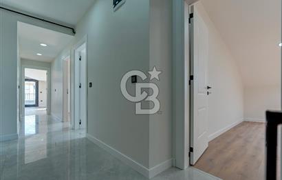 Maltepe Feyzullah'ta Mininbüs Cad. Kiralık 4+1 Dubleks Daire