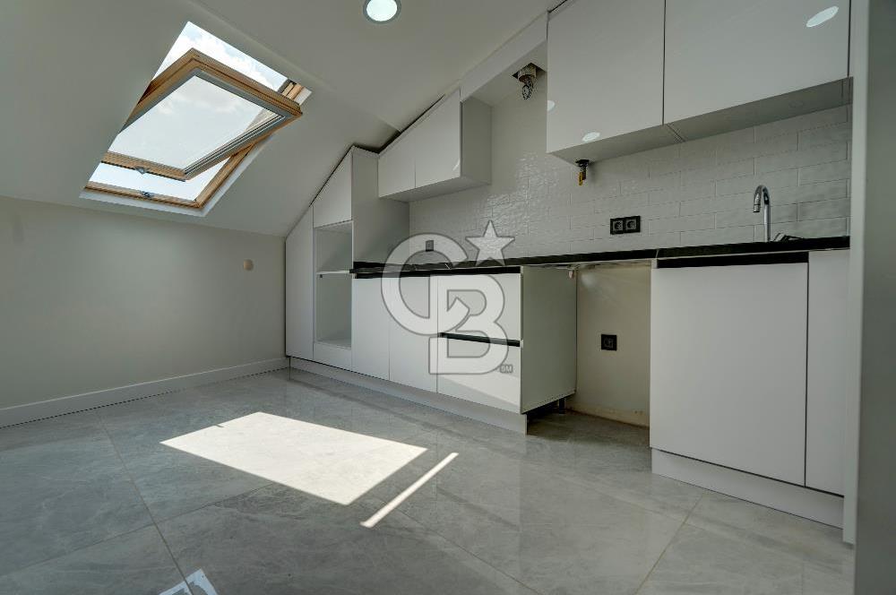 Maltepe Feyzullah'ta Mininbüs Cad. Kiralık 4+1 Dubleks Daire