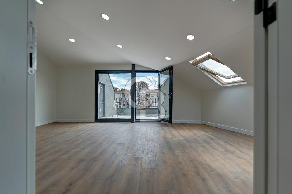 Maltepe Feyzullah'ta Mininbüs Cad. Kiralık 4+1 Dubleks Daire