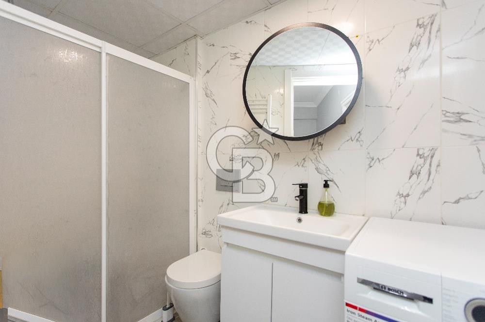 Yenifoça'da Satılık Müstakil Bahçeli 3+1 Villa