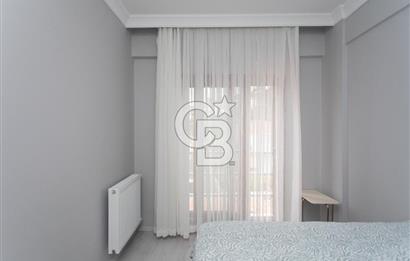 Yenifoça'da Satılık Müstakil Bahçeli 3+1 Villa