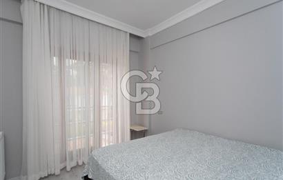 Yenifoça'da Satılık Müstakil Bahçeli 3+1 Villa