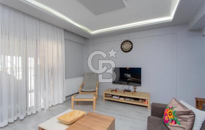 Yenifoça'da Satılık Müstakil Bahçeli 3+1 Villa