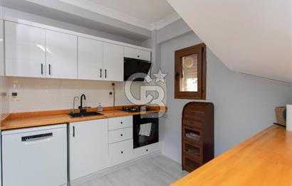 Yenifoça'da Satılık Müstakil Bahçeli 3+1 Villa