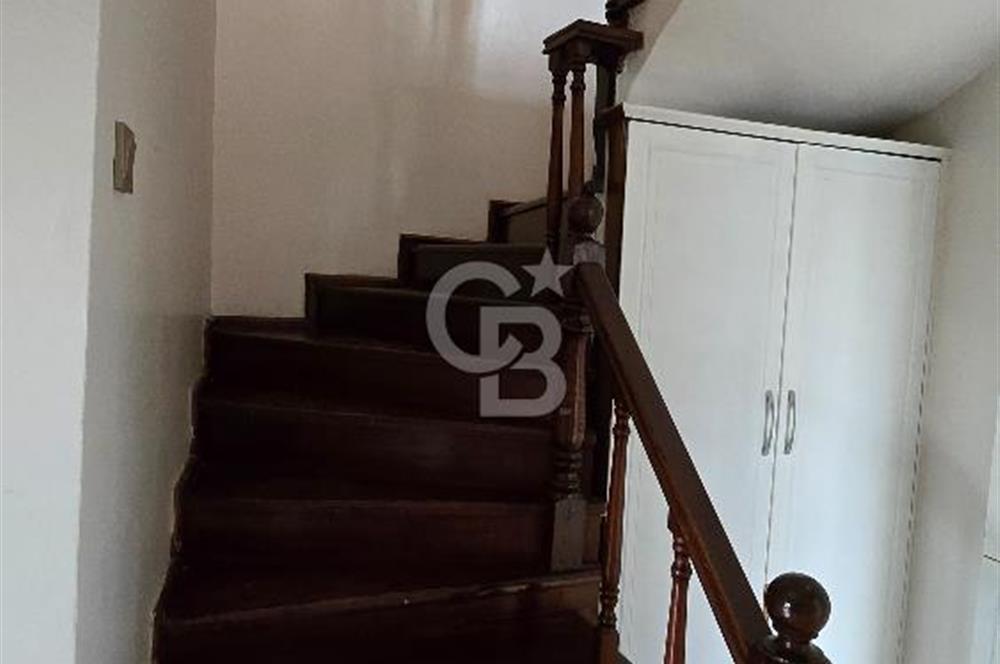 Serdivan Vatan Mahallesinde Müstakil 120 M² Bahçeli 3+1 Dubleks