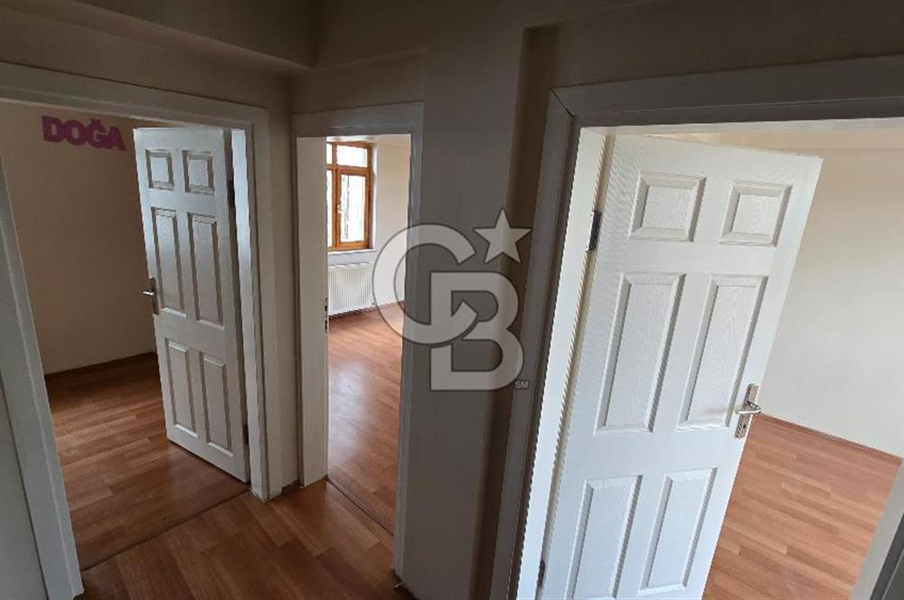 Serdivan Vatan Mahallesinde Müstakil 120 M² Bahçeli 3+1 Dubleks