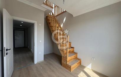 SATILIK ARNAVUTKÖY MERKEZDE ÇİFT GİRİŞLİ 3+2 DUBLEKS DAİRE