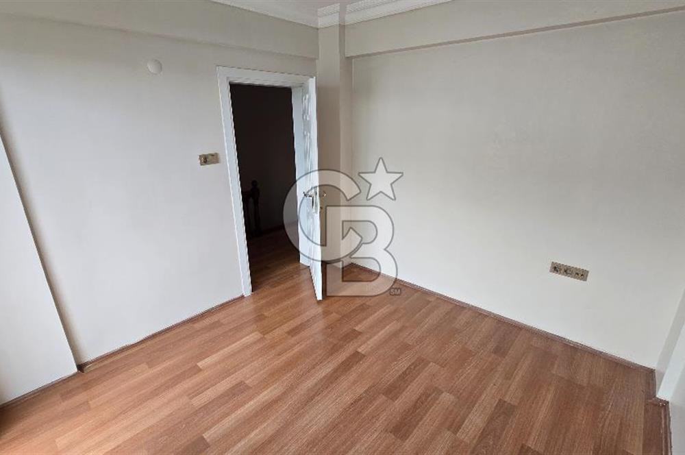 Serdivan Vatan Mahallesinde Müstakil 120 M² Bahçeli 3+1 Dubleks