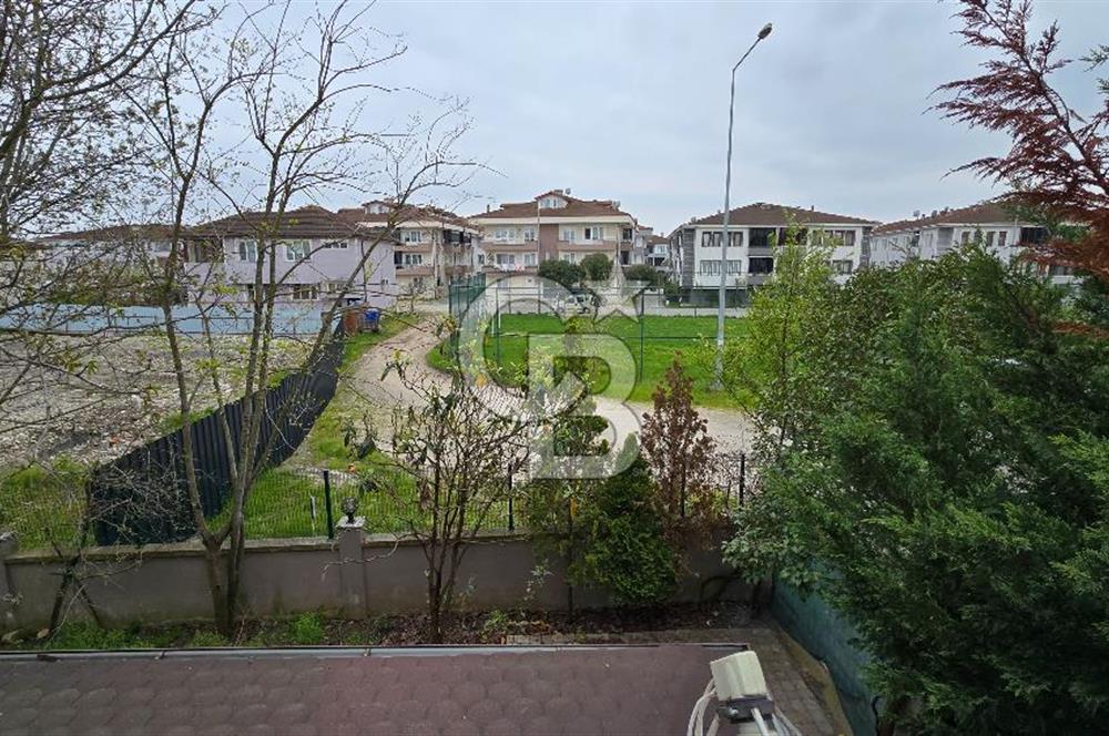 Serdivan Vatan Mahallesinde Müstakil 120 M² Bahçeli 3+1 Dubleks