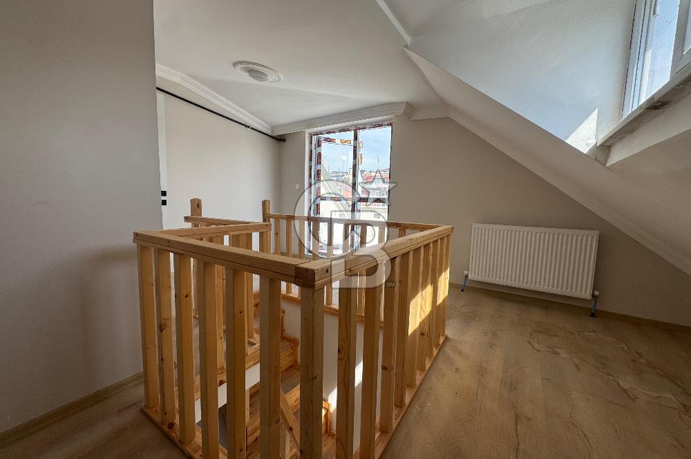 SATILIK ARNAVUTKÖY MERKEZDE ÇİFT GİRİŞLİ 3+2 DUBLEKS DAİRE