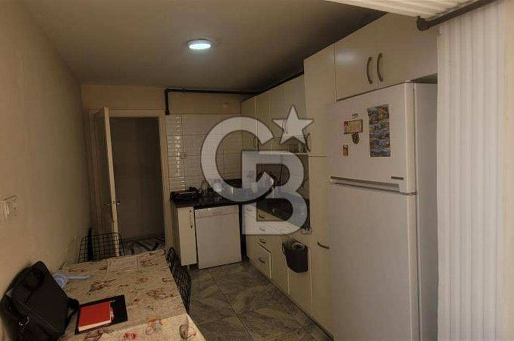 BAYRAKLI GÜMÜŞPALA DA MAHALLESİNDE 3 KATLI KOMPLE SATILIK BİNA