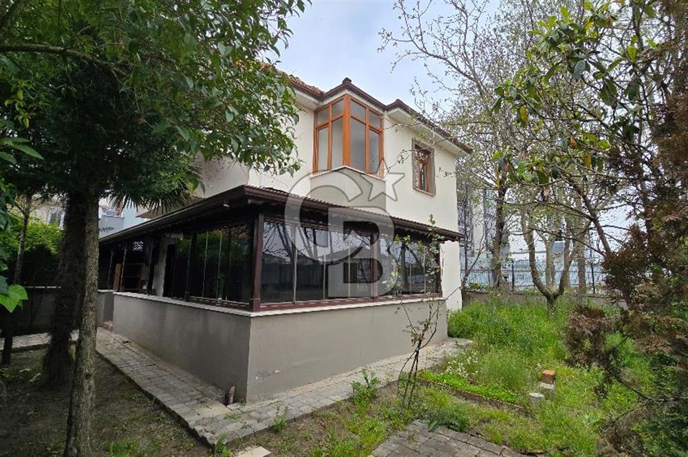 Serdivan Vatan Mahallesinde Müstakil 120 M² Bahçeli 3+1 Dubleks