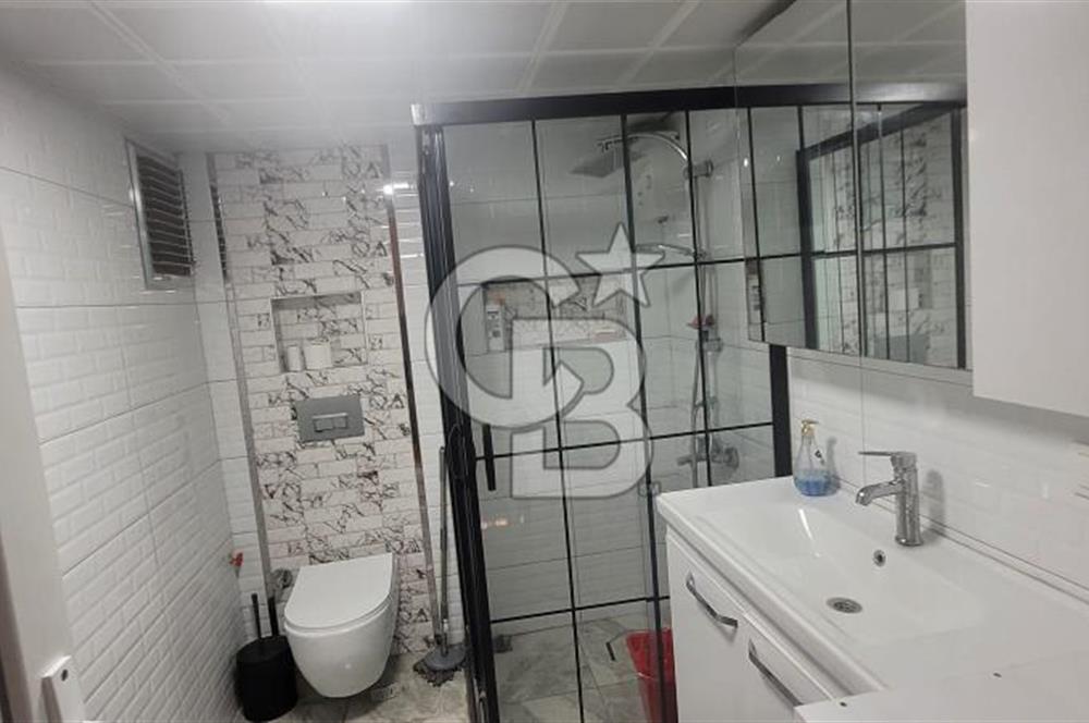 BAYRAKLI GÜMÜŞPALA DA MAHALLESİNDE 3 KATLI KOMPLE SATILIK BİNA