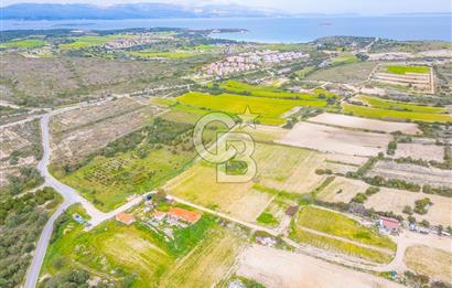 Çeşme Altınkum'da Deniz Manzaralı Tarla