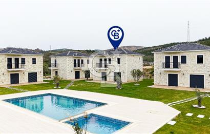 Eski Foça La Vie Konakları'nda Satılık 3+1 Villa