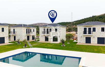 Eski Foça La Vie Konakları'nda Satılık 3+1 Villa