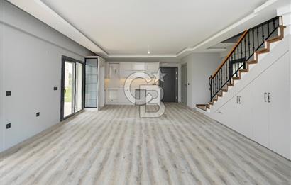 Eski Foça La Vie Konakları'nda Satılık 3+1 Villa