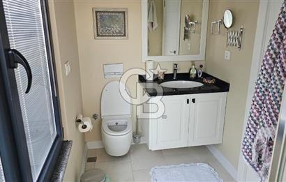 Ayvalık Cunda Adasında Full Deniz Manzaralı Satılık Lüks Villa