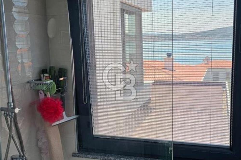 Ayvalık Cunda Adasında Full Deniz Manzaralı Satılık Lüks Villa