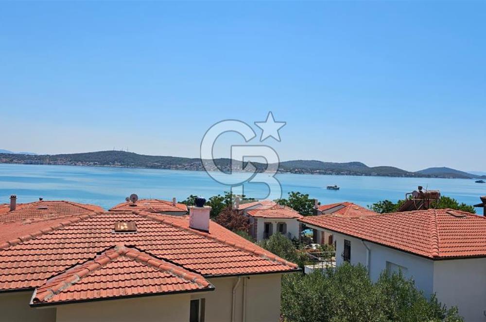 Ayvalık Cunda Adasında Full Deniz Manzaralı Satılık Lüks Villa