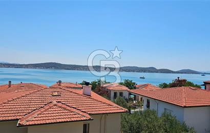 Ayvalık Cunda Adasında Full Deniz Manzaralı Satılık Lüks Villa