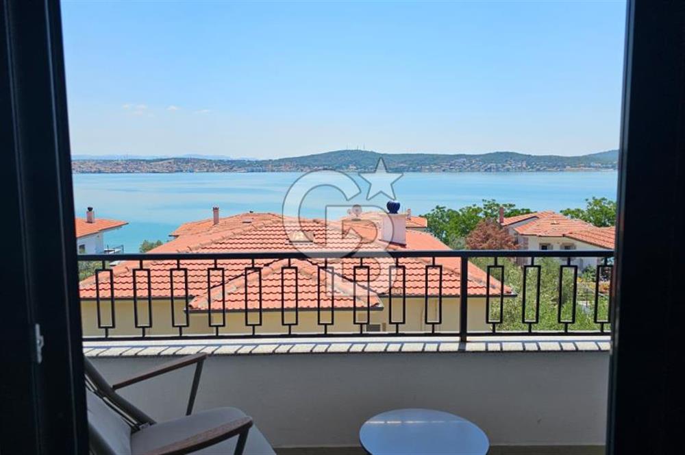 Ayvalık Cunda Adasında Full Deniz Manzaralı Satılık Lüks Villa
