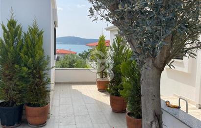 Ayvalık Cunda Adasında Full Deniz Manzaralı Satılık Lüks Villa