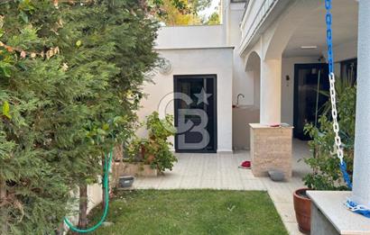 Ayvalık Cunda Adasında Full Deniz Manzaralı Satılık Lüks Villa