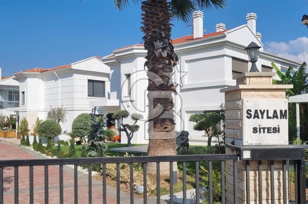 Ayvalık Cunda Adasında Full Deniz Manzaralı Satılık Lüks Villa