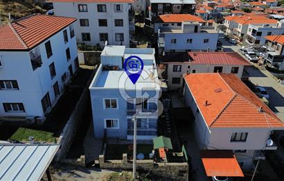 Foça Bağarası Kazım Dirik Mah. Satılık 2+1 Kapalı Mutfaklı Daire
