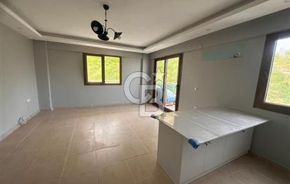 Foça Kazım Dirik Mah. Kiralık Açık Mutfaklı 2+1 Daire