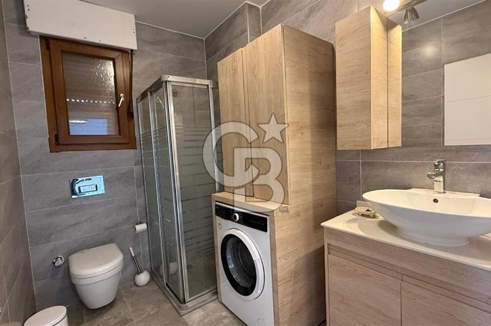 Alaçatı Merkezde Havuzlu Müstakil 3+1 Kiralık Villa