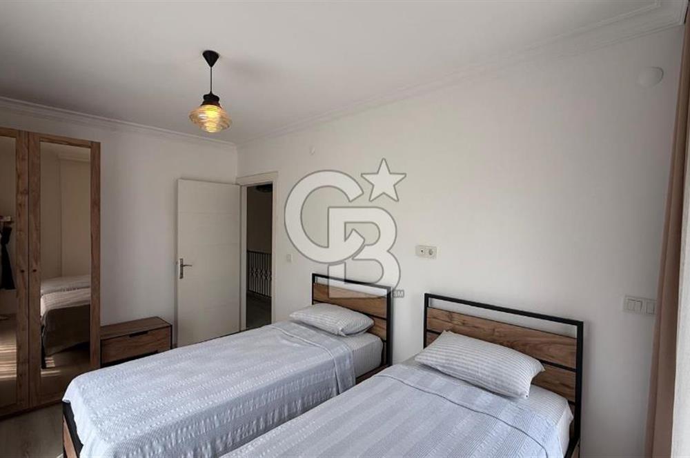 Alaçatı Merkezde Havuzlu Müstakil 3+1 Kiralık Villa