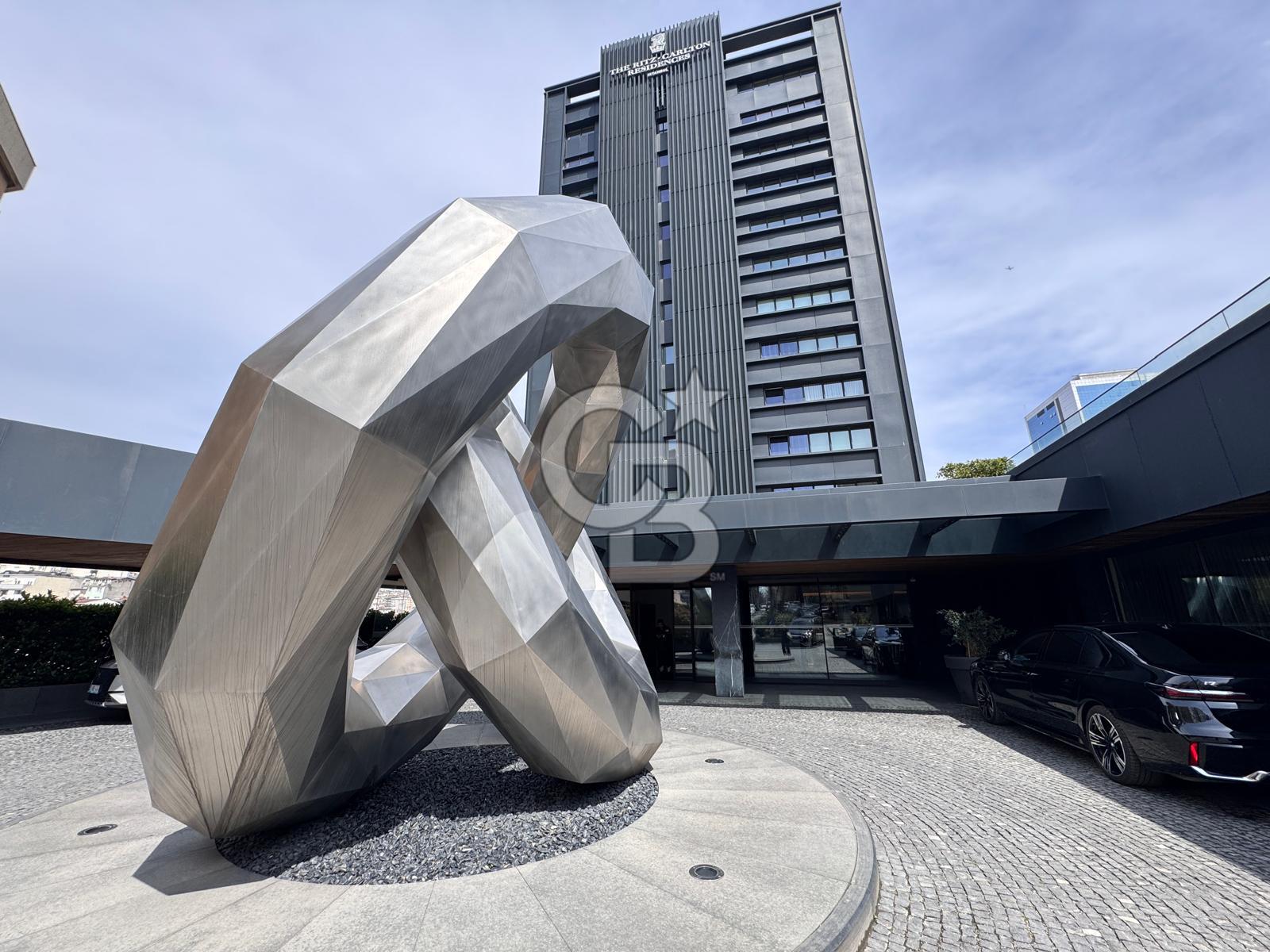 Nişantaşı Ritz Carlton Residence 'da Eşyalı 1+1 Kiralık Daire