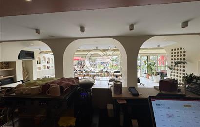 ALİAĞA ZEYTİNLİ PARK CAFELER SOKAĞINDA DEVREN KİRALIK CAFE