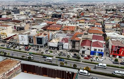 Karabağlar Yeşillik Cad. 1000 m2 3 Katlı Yük Asansörlü Showroom