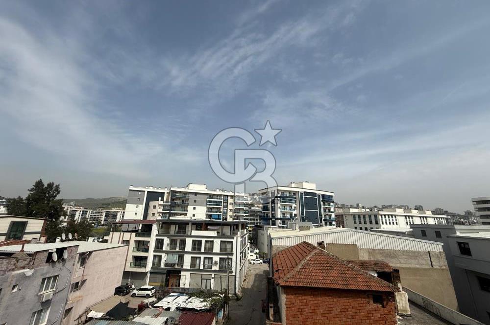 ÇİĞLİ BALATÇIK ANADOLU CADDESİNDE KISMİ EŞYALI GENİŞ 1+1 KİRALIK DAİRE