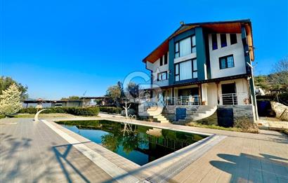 14 Dönüm ‘e yakın Arazi içinde Çiftlik Konseptli Özel Villa