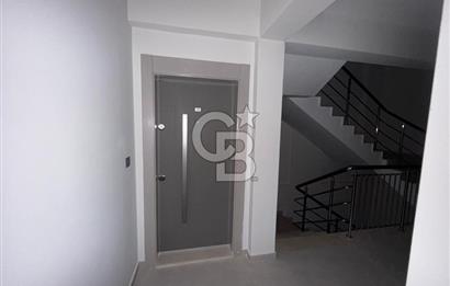 ÇİĞLİ BALATÇIK ANADOLU CADDESİNDE KISMİ EŞYALI GENİŞ 1+1 KİRALIK DAİRE