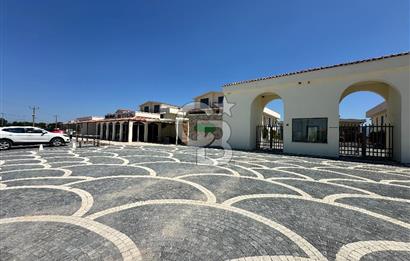 Ayvalık Altınova Sayfiye Sitesi İçerisinde Havuzlu Geniş 2+1 Daire