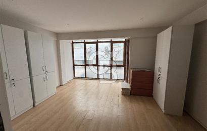 MERKEZİ KONUMDA FIRSAT SATILIK OFİS