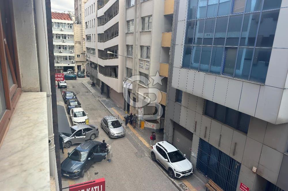 MERKEZİ KONUMDA FIRSAT SATILIK OFİS