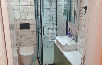 Ortakoy de sahile yakın yenilenmiş 2+1 