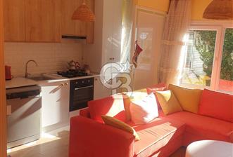 Ortakoy de sahile yakın yenilenmiş 2+1  - 9 - 345238