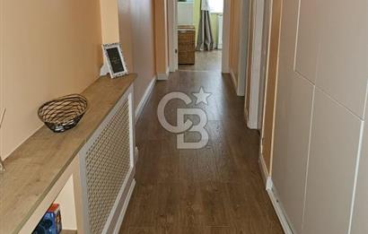 Ortakoy de sahile yakın yenilenmiş 2+1 