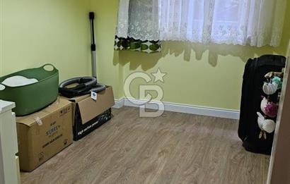 Ortakoy de sahile yakın yenilenmiş 2+1 