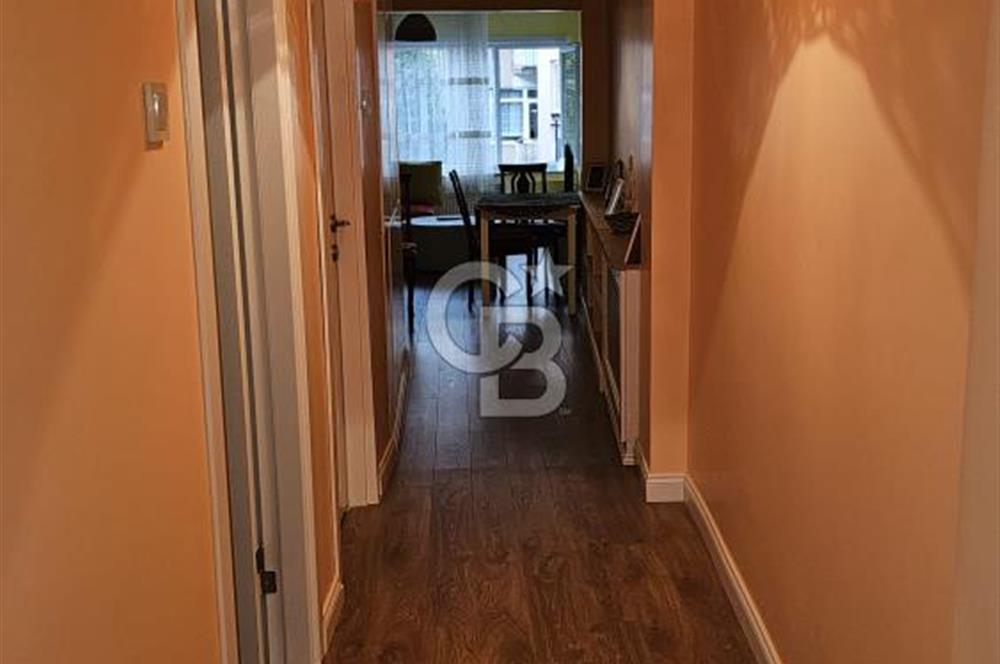 Ortakoy de sahile yakın yenilenmiş 2+1 