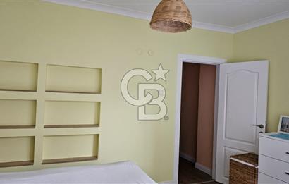 Ortakoy de sahile yakın yenilenmiş 2+1 