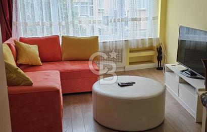 Ortakoy de sahile yakın yenilenmiş 2+1 